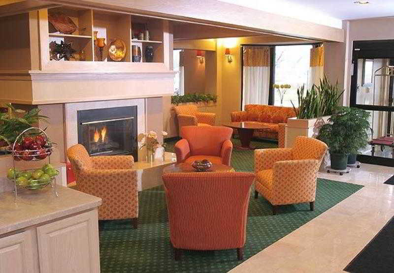 Courtyard Detroit Utica Hotel Luaran gambar